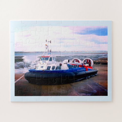 Hovercraft transport jigsaw puzzle