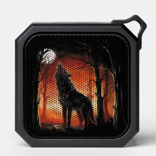 Howling Wolf at Sunset Speaker