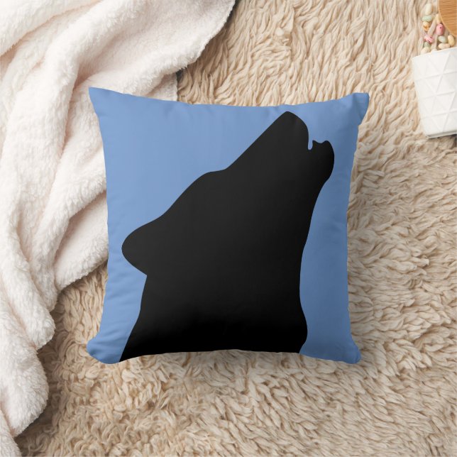 HOWLING WOLF THROW PILLOWS (Blanket)