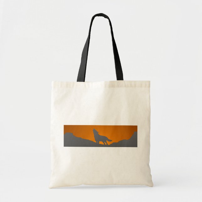 Howling wolf tote bag (Front)