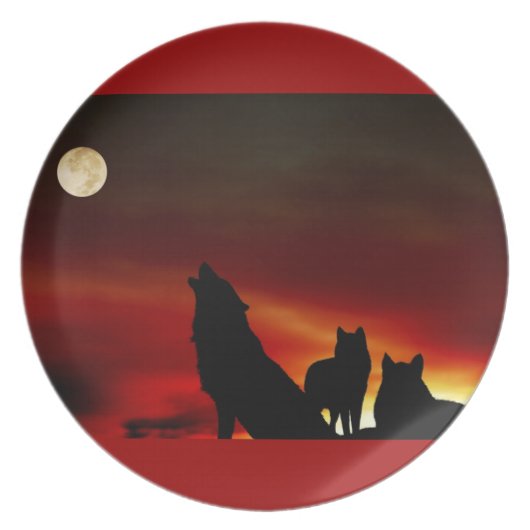 Howling Wolves Red Plate (Front)