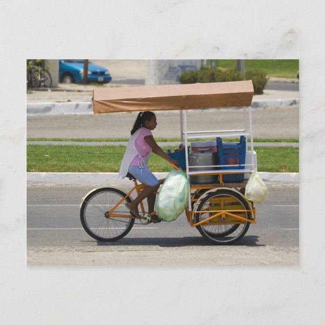 Huatulco street 2 postcard (Front)