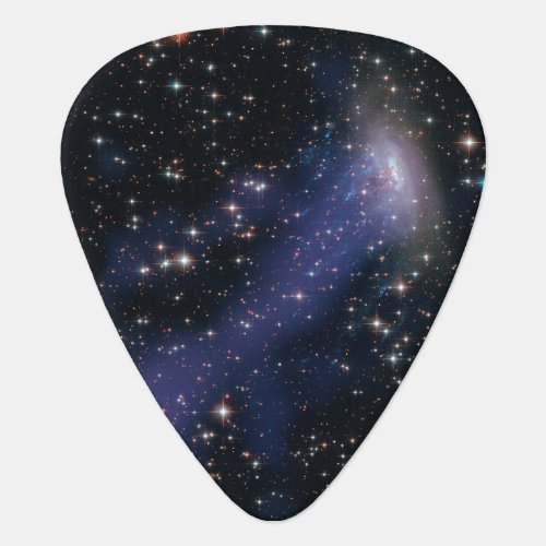 Hubble_Chandra Composite of ESO137_001 Guitar Pick