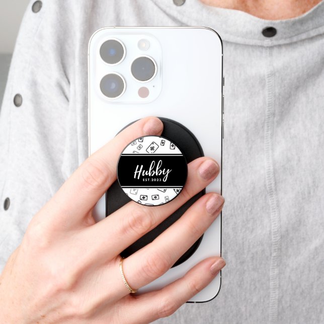 Hubby Est 2023 - Modern groomsmen  PopSocket (Hand)