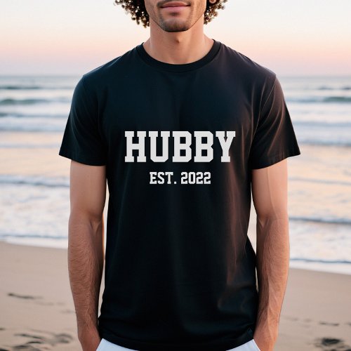 Hubby  Wifey Custom T_Shirt
