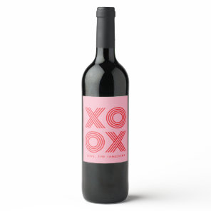 Hugs and Kisses Valentine Wine Label - Pink