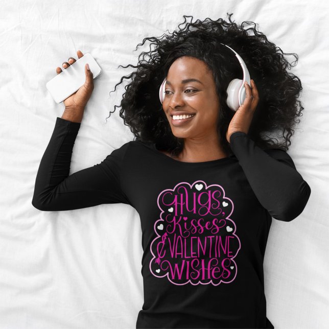 Hugs, kisses and Valentine Wishes, Hearts, Love  T T-Shirt (Creator Uploaded)