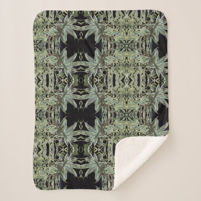 humming bird in a nest sherpa blanket (Front)