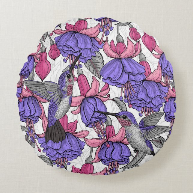 Hummingbird garden in melrose and pink round pillow (Front)