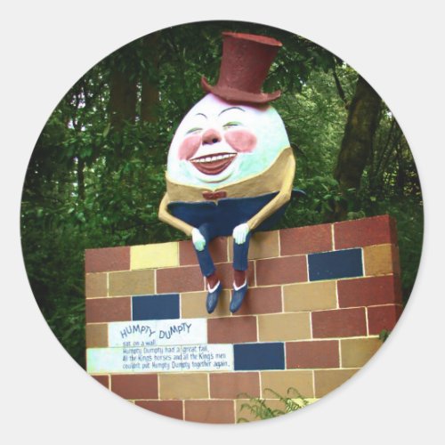 Humpty Dumpty Classic Round Sticker