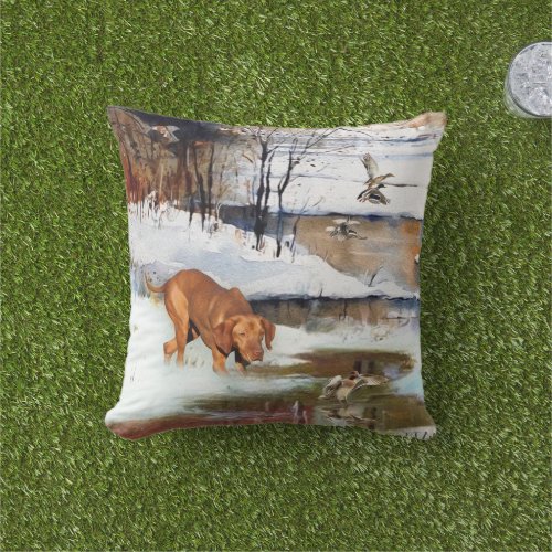 Hungarian Vizsla hunting ducks in winter    Outdoor Pillow