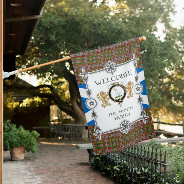 Hunter 1819 Tartan Garden Flag - Tartan Flag Clan (In SItu)