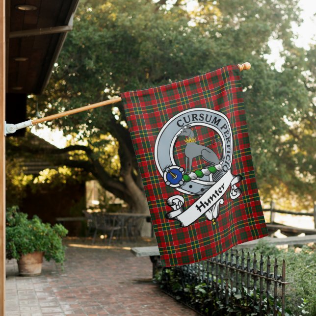 Hunter (USA) Clan Badge Tartan Flag Scottish (In SItu)