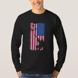 Hunting   US Flag duck hunting T-Shirt