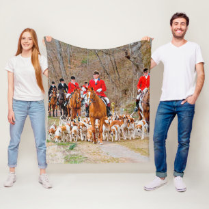 Hunting with hounds      fleece blanket