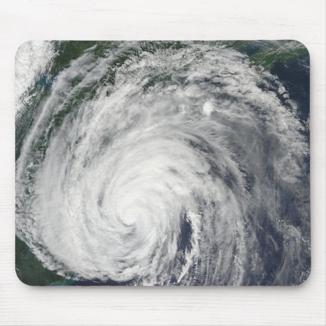 Hurricane Earl off the Mid-Atlantic Mouse Pad (Front)