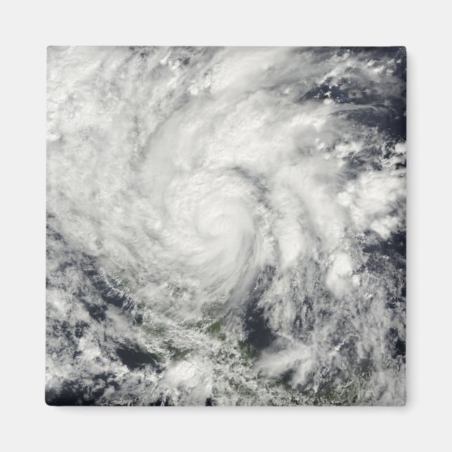 Hurricane Ida over Nicaragua Magnet (Front)