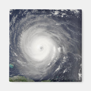 Hurricane Isabel Magnet