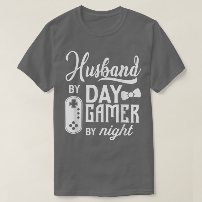 Husband By Day Gamer By NightVideo Game Controller T-Shirt (Design Front)