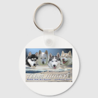 husky dog sleding keychain