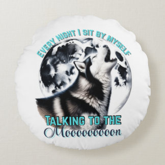 Husky Howling Round Pillow