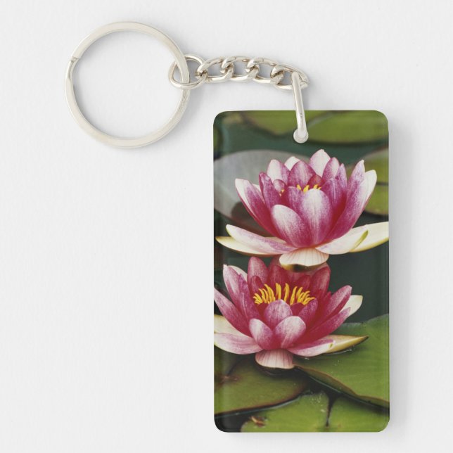 Hybrid water lilies keychain (Front)