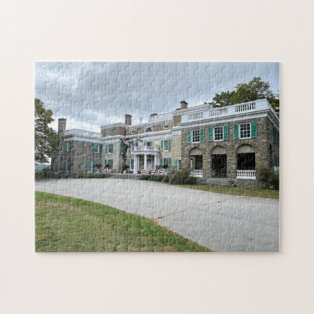 Hyde Park New York Jigsaw Puzzle (Horizontal)