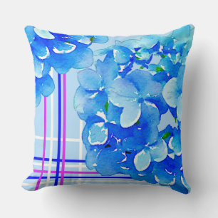 Hydrangea accent cushion