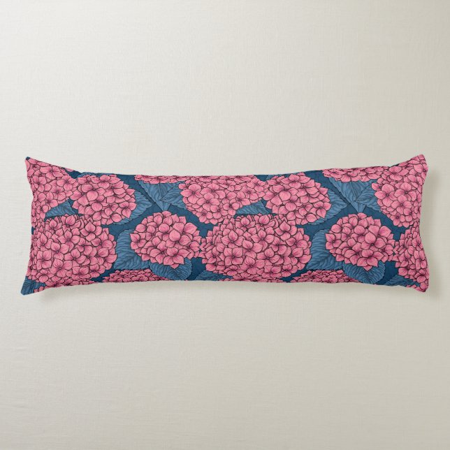 Hydrangea garden body pillow (Front)