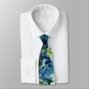 Hydrangea Neck Tie
