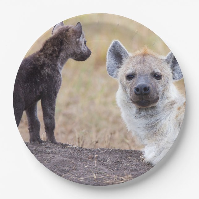 Hyena with young one paper plates (Front)