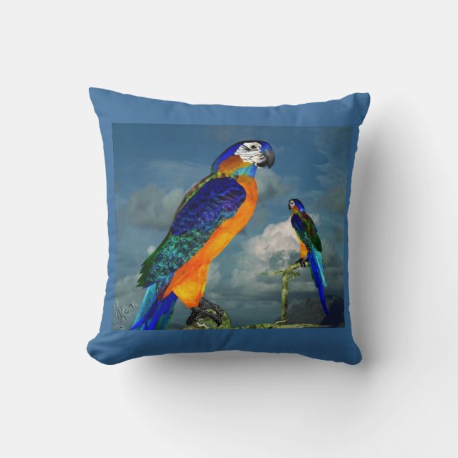 HYPER PARROTS / RED AND BLUE ARA THROW PILLOW (Front)