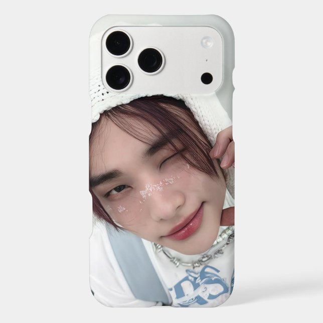 Hyunjin "Angel Bunny" Winking Selfie Phone Case (Back)