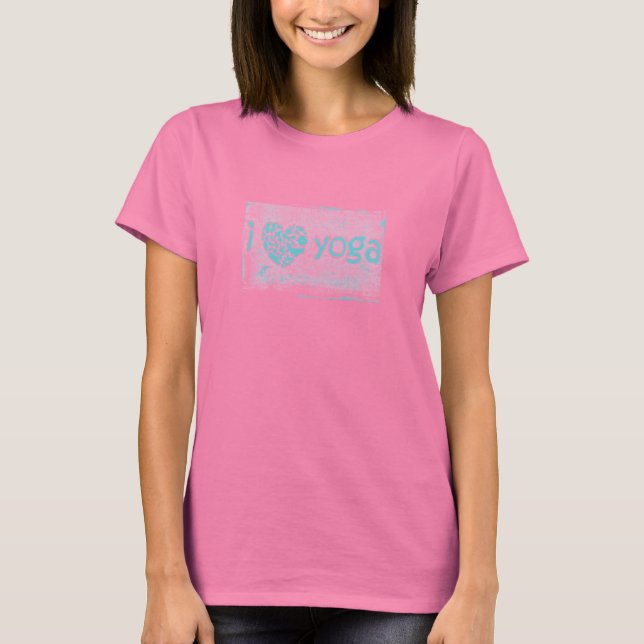 "i <3 yoga" burnout T-Shirt (Front)