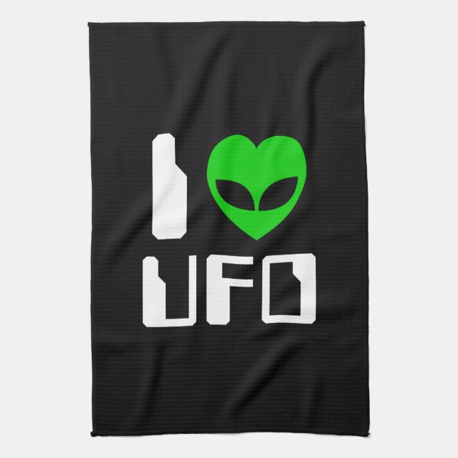 I Alien Heart UFO Towel (Vertical)
