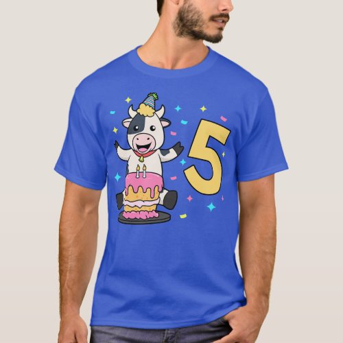 I am 5 with cow kids birthday 5 years old T_Shirt