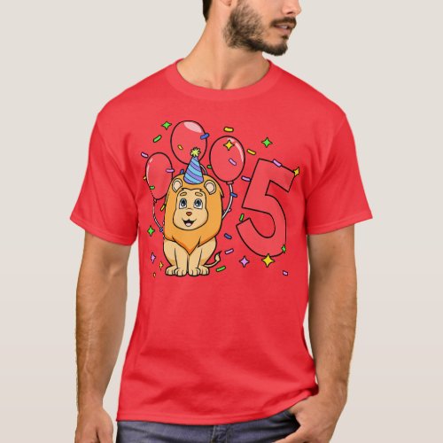 I am 5 with lion kids birthday 5 years old T_Shirt