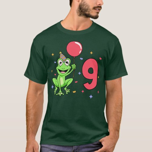 I am 9 with frog kids birthday 9 years old T_Shirt