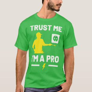 I Am A Pro Craftsman Funny Electrician  T-Shirt
