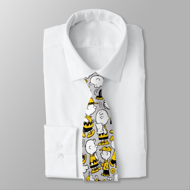 I Am Charlie Brown Pattern Neck Tie (Tied)