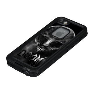 I Am Doom Fractal Skull LifeProof FRĒ iPhone SE/5/5s Case