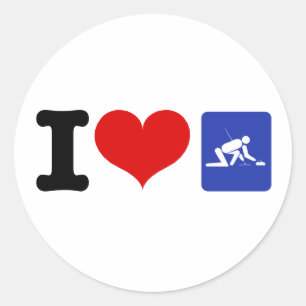 I Heart Curling Classic Round Sticker