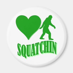 I heart squatchin magnet