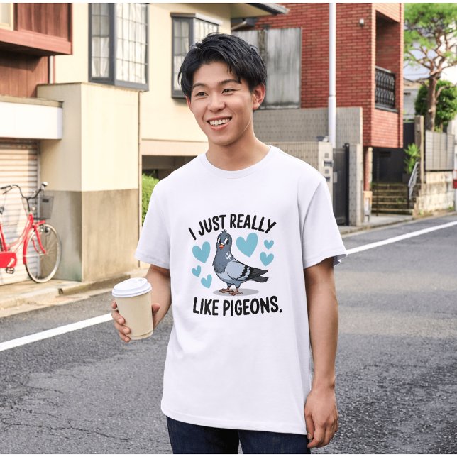 I just really like pigeons T-Shirt (Creator Uploaded)