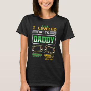 I Leveled Up To Daddy 2023 Gamer Soon To Be Dad 2 T-Shirt
