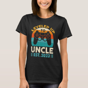 I Leveled Up To Uncle Est 2023  Pregnancy Announce T-Shirt