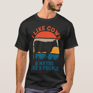 I like cows and maybe like 3 peoples cute cow T-Shirt