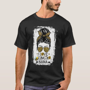 I Love Being A Nana Women Rosie Honey Bee Grandma T-Shirt