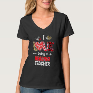 I Love Being A Reading Teacher Valentines School V T-Shirt