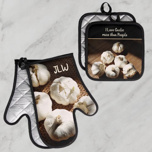 I Love Garlic more than People Fun Culinary Oven Mitt  Pot Holder Set